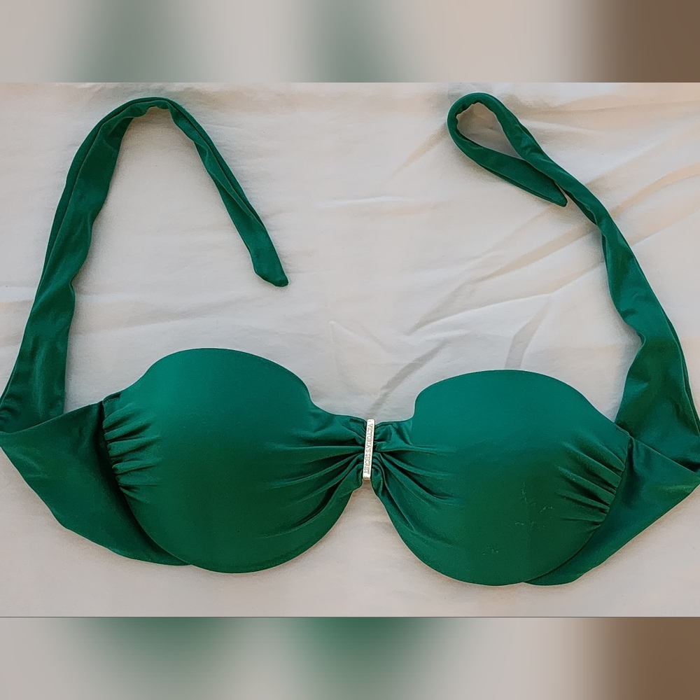 NWOT Victoria's Secret Swim top